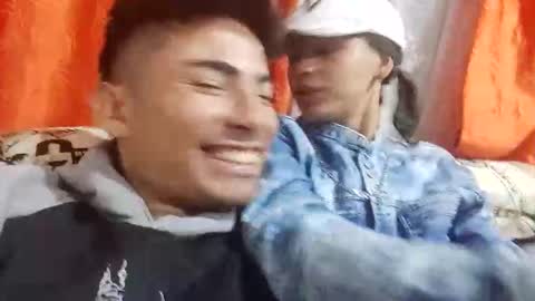 blaiine and jerry online show from November 2025 02:13:02 AM