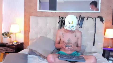 blaiine and jerry online show from November 2025 12:15:01 PM