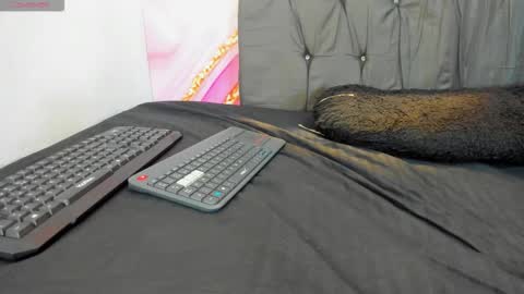 Snapshot of blair_bigtits chatting on February 2026 12:10:01 PM Blair online show from February 2026 12:10:01 PM