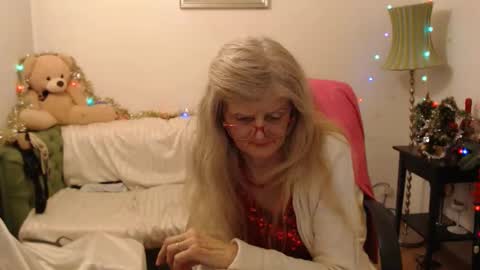 Snapshot of blairfort chatting on December 2024 01:08:01 AM blairfort online show from December 2024 01:08:01 AM