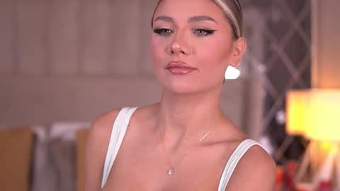 BlairSanders online show from October 2025 07:04:02 PM