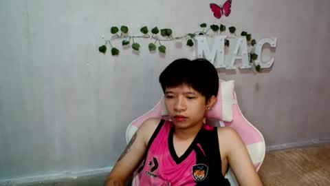 Snapshot of blake_cummer chatting on July 2026 05:36:01 AM blake_cummer online show from July 2026 05:36:01 AM