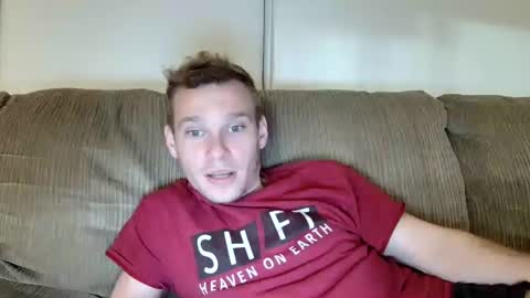 Snapshot of blakeandskylar chatting on December 2024 05:18:02 AM BlakeAndSkylar online show from December 2024 05:18:02 AM