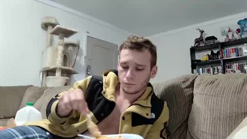 Snapshot of blakeandskylar chatting on December 2024 08:00:02 PM BlakeAndSkylar online show from December 2024 08:00:02 PM