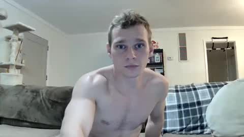 Snapshot of blakeandskylar chatting on December 2024 03:47:02 AM BlakeAndSkylar online show from December 2024 03:47:02 AM