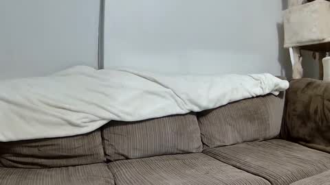 Snapshot of blakeandskylar chatting on January 2025 04:36:02 AM BlakeAndSkylar online show from January 2025 04:36:02 AM