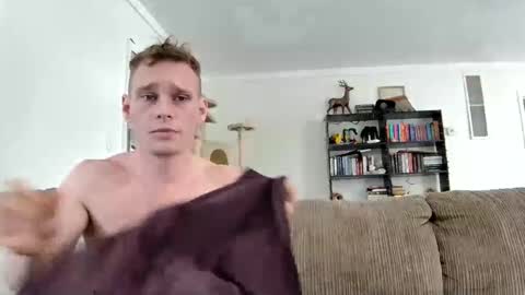 Snapshot of blakeandskylar chatting on February 2025 05:26:02 PM BlakeAndSkylar online show from February 2025 05:26:02 PM