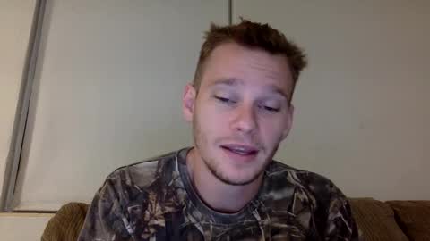 Snapshot of blakeandskylar chatting on September 2025 07:08:01 AM BlakeAndSkylar online show from September 2025 07:08:01 AM