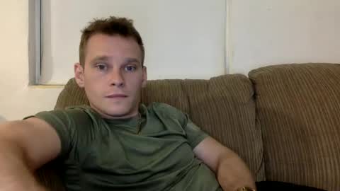 Snapshot of blakeandskylar chatting on September 2025 12:45:01 AM BlakeAndSkylar online show from September 2025 12:45:01 AM