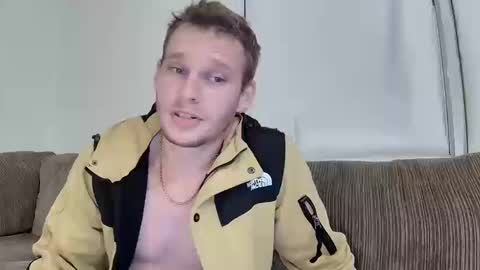 Snapshot of blakeandskylar chatting on October 2025 05:50:02 AM BlakeAndSkylar online show from October 2025 05:50:02 AM