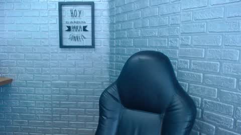 blakelovee online show from April 2026 07:14:01 PM