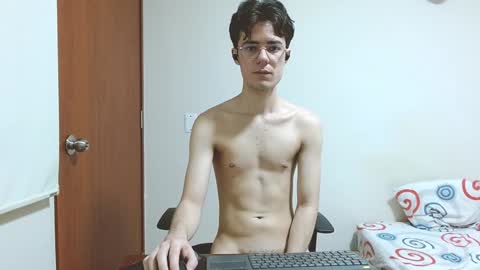 Snapshot of blakeshatter chatting on January 2025 06:12:02 PM blakeshatter online show from January 2025 06:12:02 PM