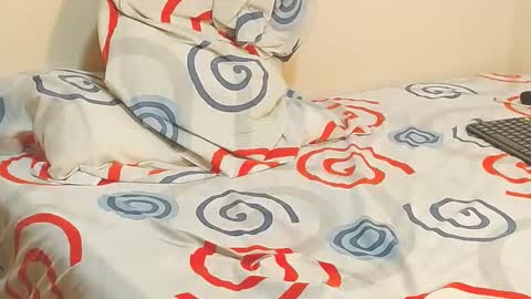 Snapshot of blakeshatter chatting on February 2025 10:09:02 PM blakeshatter online show from February 2025 10:09:02 PM