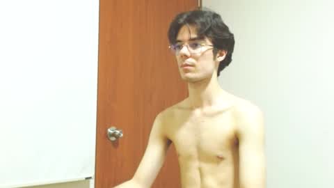 Snapshot of blakeshatter chatting on March 2025 11:48:01 PM blakeshatter online show from March 2025 11:48:01 PM