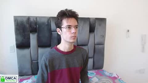 Snapshot of blakeshatter chatting on November 2025 01:17:02 PM blakeshatter online show from November 2025 01:17:02 PM