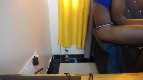 Snapshot of blaq_cherry chatting on September 2025 06:40:01 AM cherry online show from September 2025 06:40:01 AM