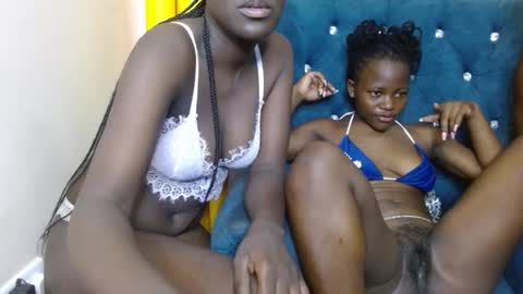 Snapshot of blaq_cherry chatting on October 2025 06:07:02 PM cherry online show from October 2025 06:07:02 PM