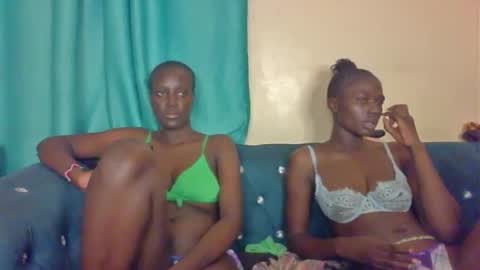 Snapshot of blaq_cherry chatting on December 2025 03:03:01 AM cherry online show from December 2025 03:03:01 AM