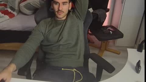 Honey online show from December 2024 08:17:02 PM