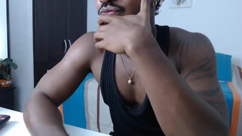 Snapshot of blckexperience chatting on March 2025 02:37:02 AM Danny - online show from March 2025 02:37:02 AM