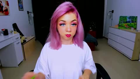 Nicole online show from December 2024 01:38:02 PM