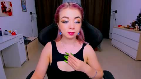 Nicole online show from January 2025 03:53:02 AM