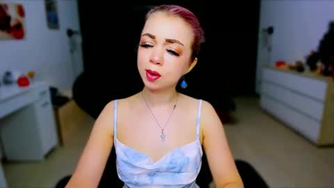 Nicole online show from January 2025 07:28:01 AM