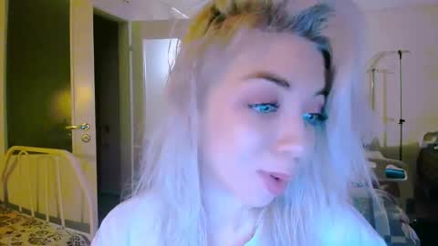 Nicole online show from February 2025 06:58:02 PM