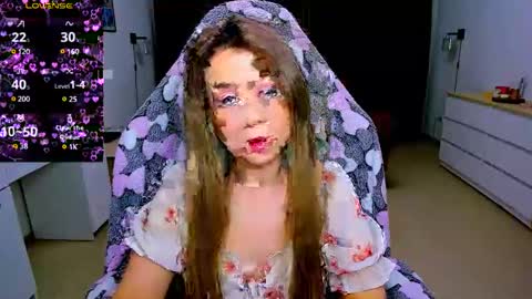 Nicole online show from March 2025 01:03:02 PM