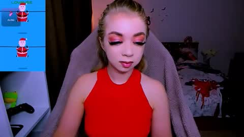 Nicole online show from December 2025 11:39:02 AM