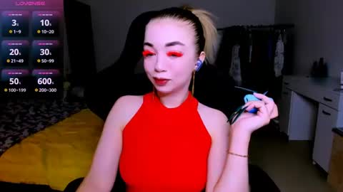 Nicole online show from July 2026 11:06:02 AM
