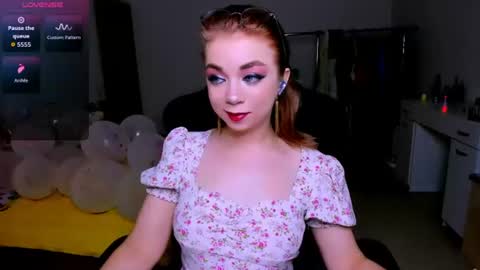 Nicole online show from July 2026 06:42:01 AM
