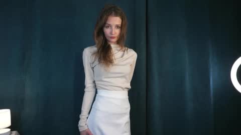 Snapshot of blissemily_ chatting on December 2025 11:06:01 AM Emily online show from December 2025 11:06:01 AM