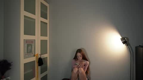  LiLy online show from September 2025 03:46:02 PM