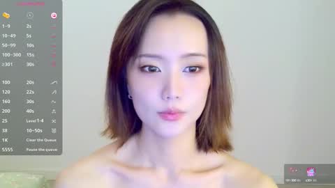 YoYo online show from October 2025 01:38:01 AM