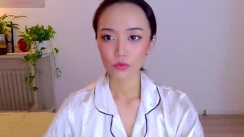 YoYo online show from July 2026 06:39:01 AM