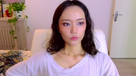 YoYo online show from July 2026 06:44:02 AM