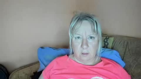 Nicole online show from June 2026 03:42:01 AM