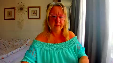 Nicole online show from July 2026 04:52:02 AM