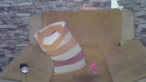blonde_creamy online show from July 2026 07:56:02 AM
