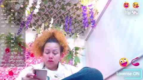 Snapshot of blonde_squirt_ chatting on January 2026 10:31:01 AM blonde_squirt_ online show from January 2026 10:31:01 AM