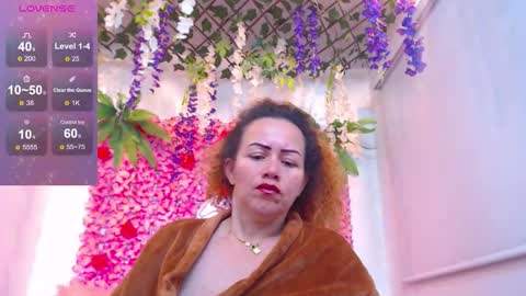 Snapshot of blonde_squirt_ chatting on February 2026 12:09:02 PM blonde_squirt_ online show from February 2026 12:09:02 PM