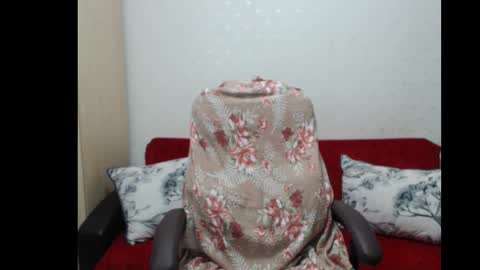 Mr Blond online show from October 2025 06:27:02 PM