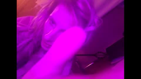 Gia  online show from March 2025 04:47:02 AM