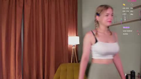 blondensinful online show from July 2026 08:20:01 AM