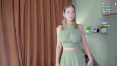 blondensinful online show from July 2026 08:18:02 AM
