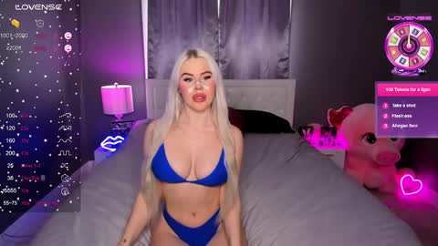 Snapshot of blondeprincess7 chatting on February 2025 03:47:01 PM Blondeprincess online show from February 2025 03:47:01 PM