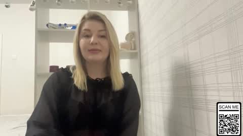 blondie_xoxoxo online show from January 2026 04:33:02 PM