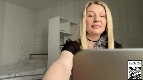 blondie_xoxoxo online show from April 2026 08:39:01 AM