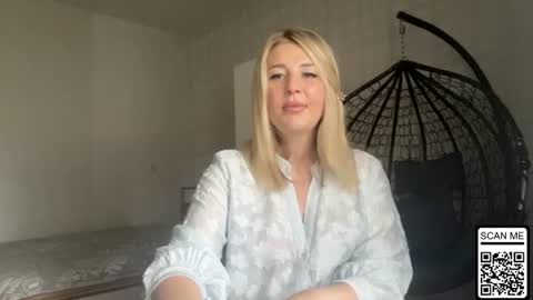blondie_xoxoxo online show from June 2026 07:32:02 AM